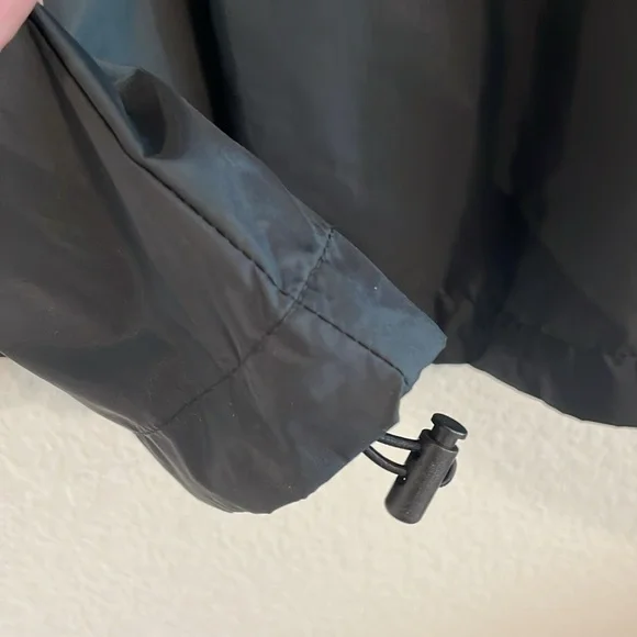 Columbia Women’s Jacket 1X Waterproof Zip Front Black Hooded Gorpcore Activewear - Picture 7 of 17